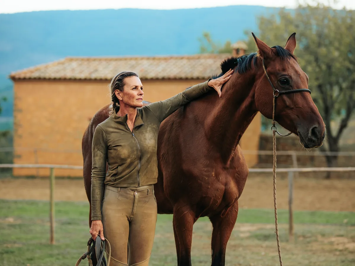 Cours d'équitation à Saint-Julien-du-Serre, Ardèche